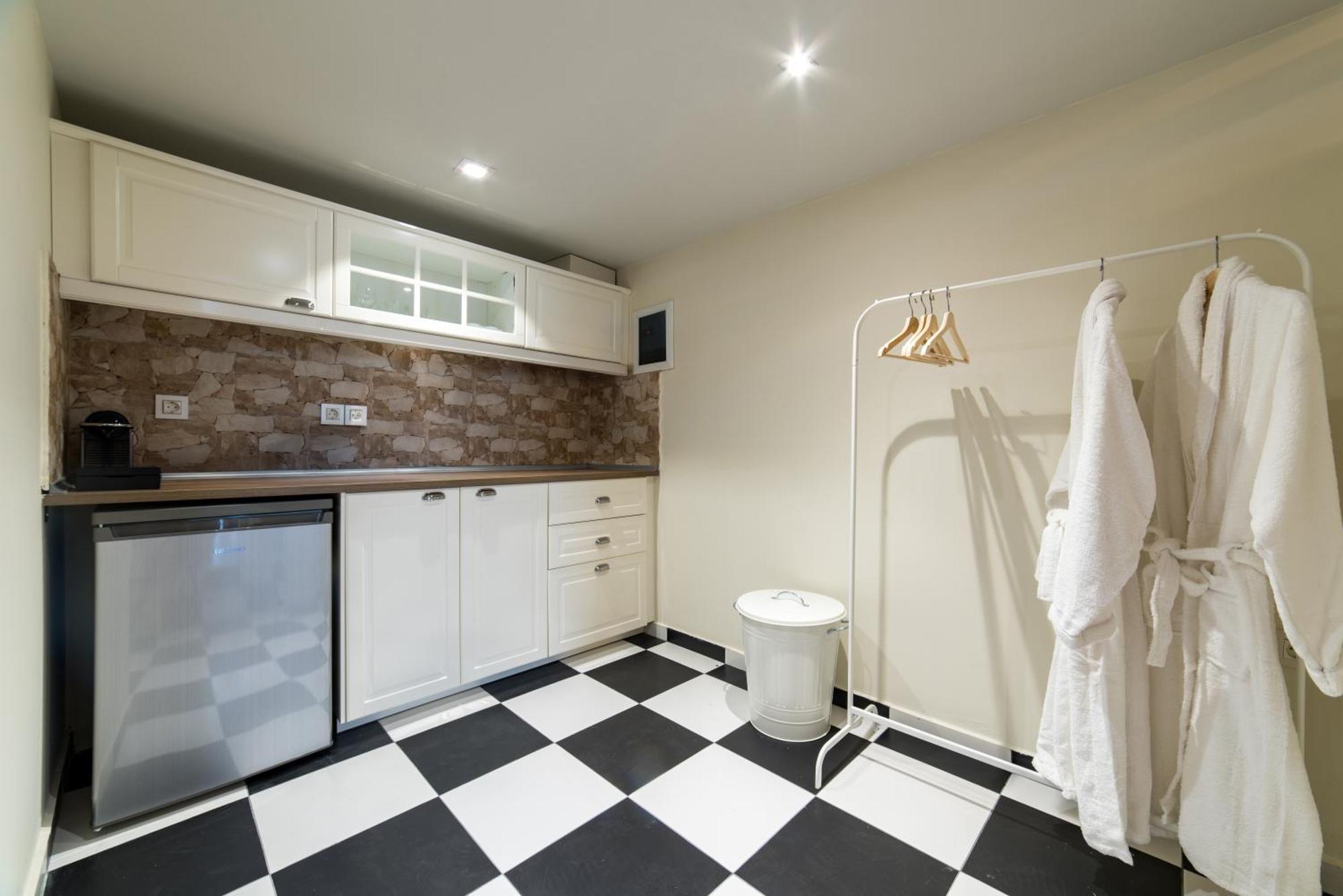 Oinoelia Luxury Suites & Residence Potos Eksteriør billede