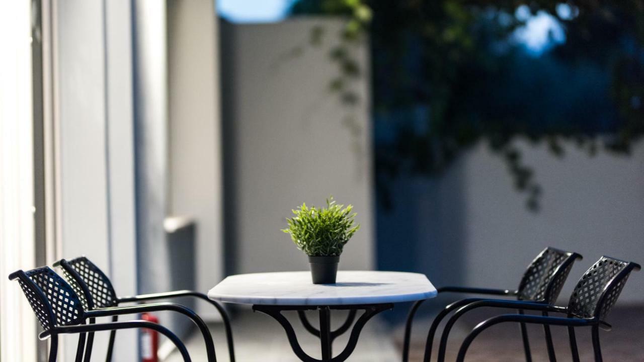 Oinoelia Luxury Suites & Residence Potos Eksteriør billede